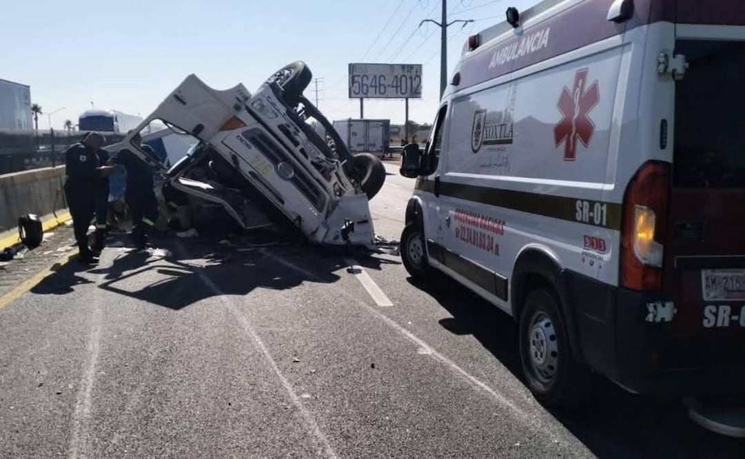 Un muerto y 6 lesionados deja nuevo accidente en autopista Tehuacán-Oaxaca.
Foto: Especial.