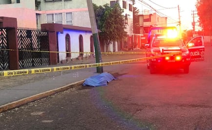 Hallan cadáver de mujer a plena luz del día en Ecatepec