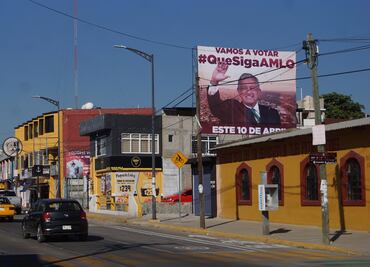 Senado aprueba decreto que permite a funcionarios promocionar consulta de revocación de mandato de AMLO