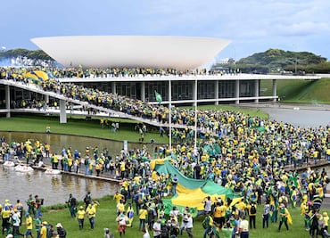 Aún polarizado, Brasil marcará el primer aniversario de asonada bolsonarista
