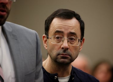 ¿Quién es Larry Nassar, el médico milagroso que se volvió un depredador sexual?