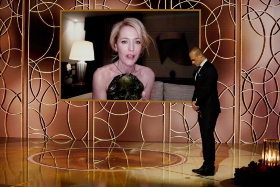Gillian Anderson reveló secretos de "The Crown" en los Globos de Oro