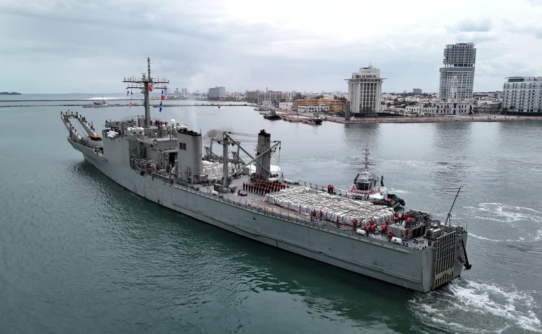 Buques de Apoyo Logístico Papaloapan y Huasteco en el puerto de Veracruz. Foto: Especial