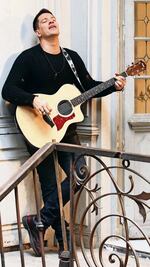 Yahir no se casa con la mamá de su hijo 