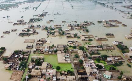 ¿Por qué Pakistán sufre un "monzón con esteroides" que tiene a un tercio del país inundado?