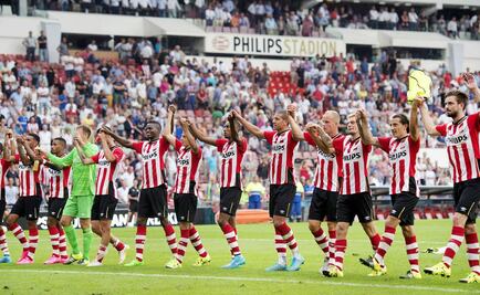 PSV gana clásico; Guardado fue titular y Moreno se quedó en la banca