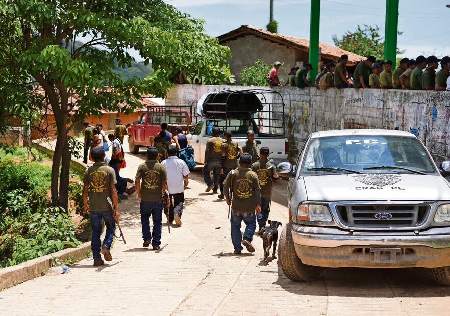 La policía comunitaria es la encargada de mantener el orden en las 211
comunidades de 30 municipios indígenas de la Montaña y la Costa Chica. Foto: Salvador Cisneros EL UNIVERSAL