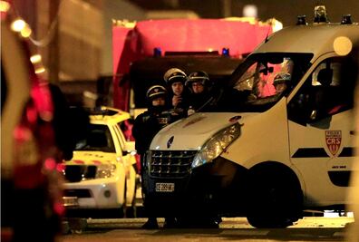 Descartan móvil terrorista en toma de rehenes en Francia