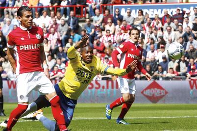 El PSV, cerca del cetro de Holanda