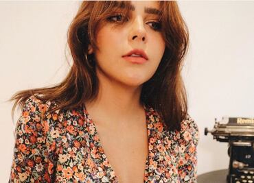 Yuya brilla en verano con escote y minivestido