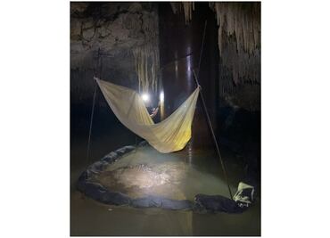 Activistas denuncian uso de "hamacas" para contener contaminación de acuífero en Tramo 5 del Tren Maya