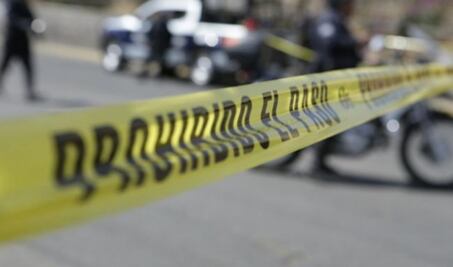 Abandonan taxi con cuerpos desmembrados en Acapulco; son cuatro hombres y una mujer