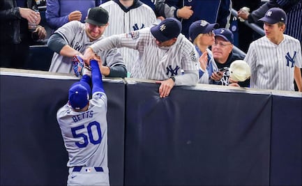 Aficionados que interfirieron en jugada fueron vetados para el Juego 5 de la Serie Mundial