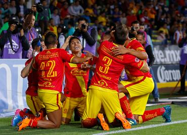 Morelia viene de atrás y derrota a Lobos BUAP