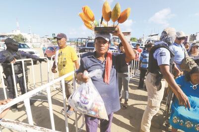 Ambulantes de Acapulco, mal y de malas