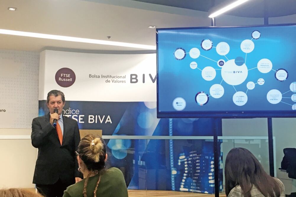 Santiago Urquiza dijo que el FTSE BIVA es un esfuerzo por promocionar más empresas en el extranjero. (MIGUEL PALLARES. EL UNIVERSAL)