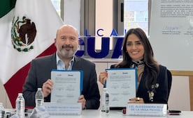 Alcaldía Cuauhtémoc formaliza convenio para retirar cableado en desuso de 33 colonias; suman 3 mil 100 metros retirados