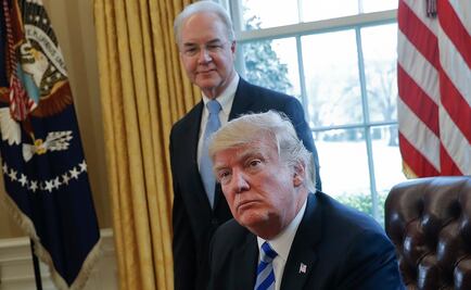 ​Trump podría despedir a secretario de Salud por usar aviones privados