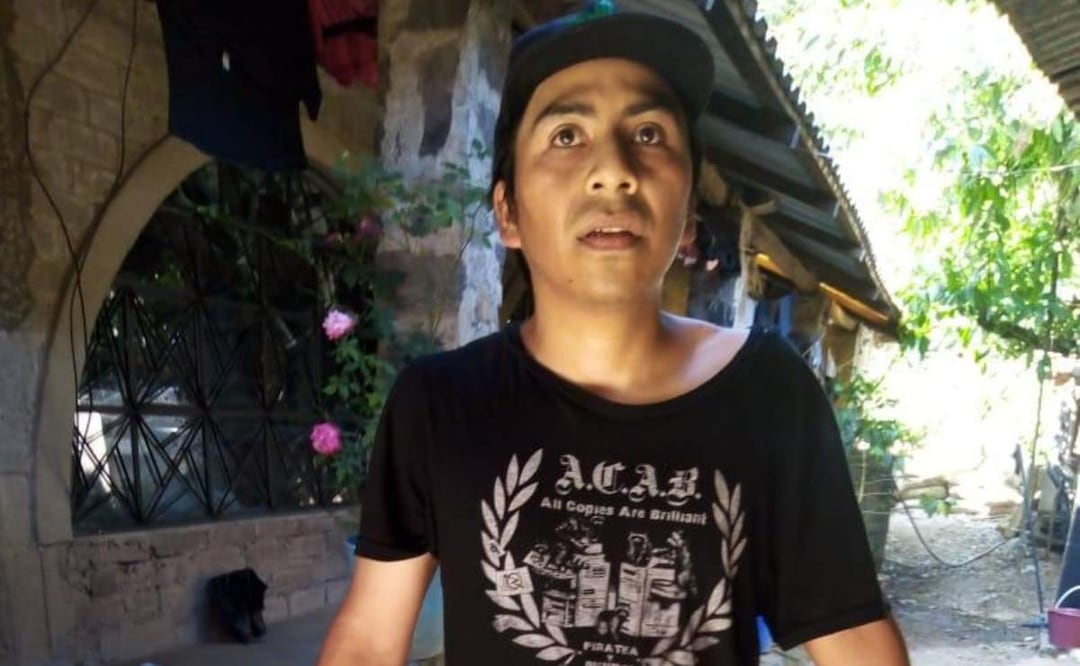 El fotoperiodista y comunicador mazateco, David Peralta fue víctima de un atentado y robo de su cámara en Oaxaca, de acuerdo al Observatorio Memoria y Libertad (08/04/2025). Foto: Especial