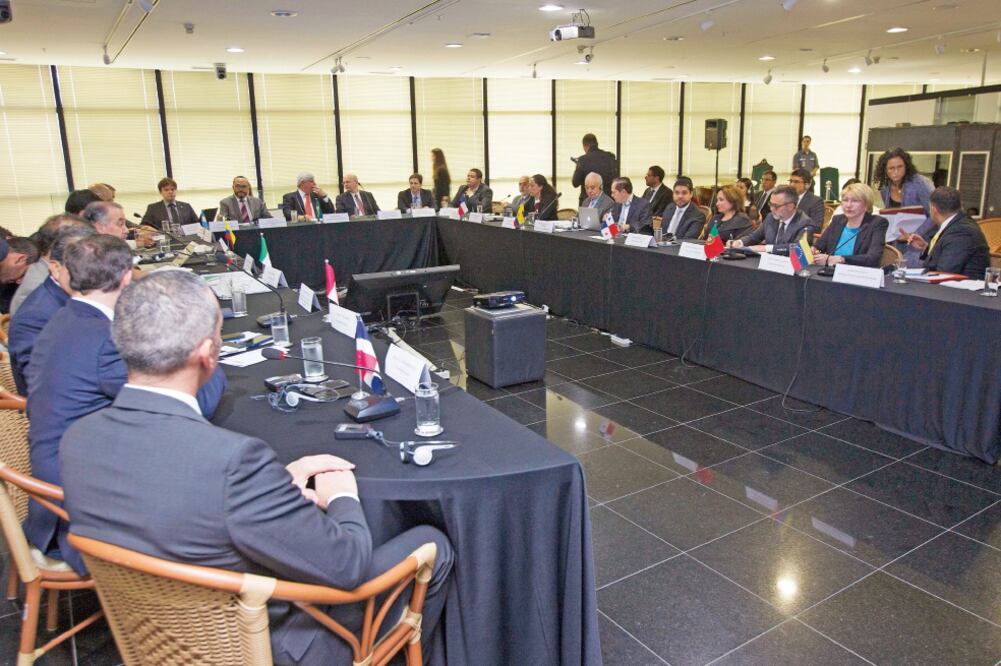 El encuentro fue organizado por la Procuraduría General de Brasil y asistieron fiscales de Argentina, Chile, Colombia, Ecuador, México, Panamá, Portugal, Perú, República Dominicana y Venezuela (JOÉDSON ALVES. EFE)