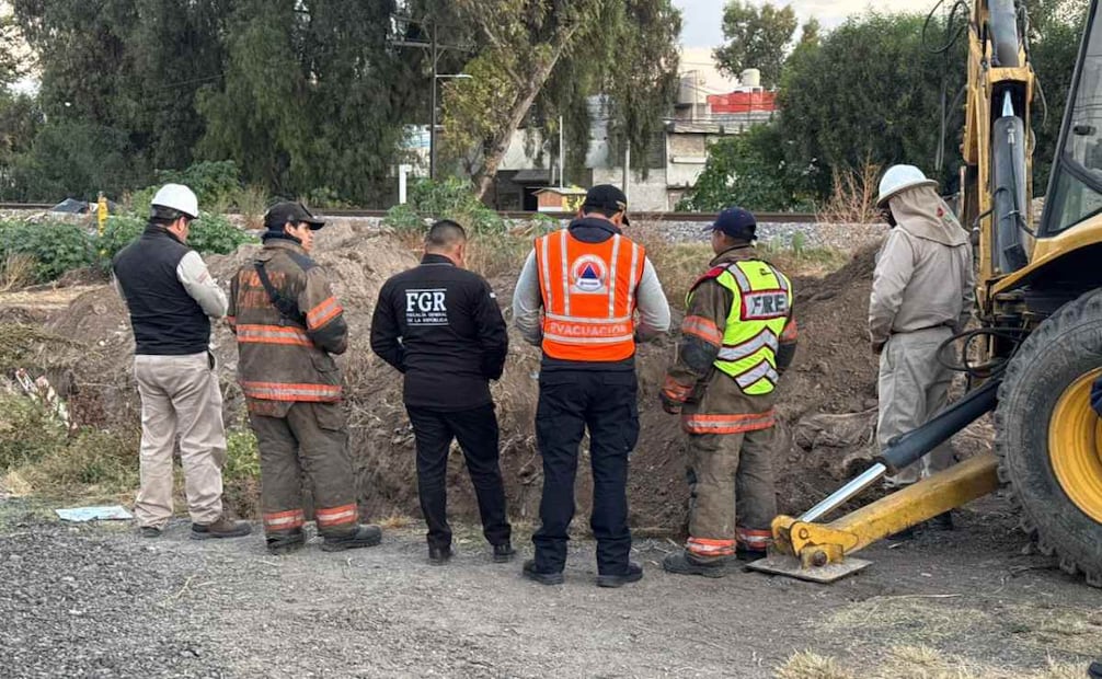 Elementos de seguridad y personal de Pemex resguardaron la zona (30/12/2025). Foto: Especial
