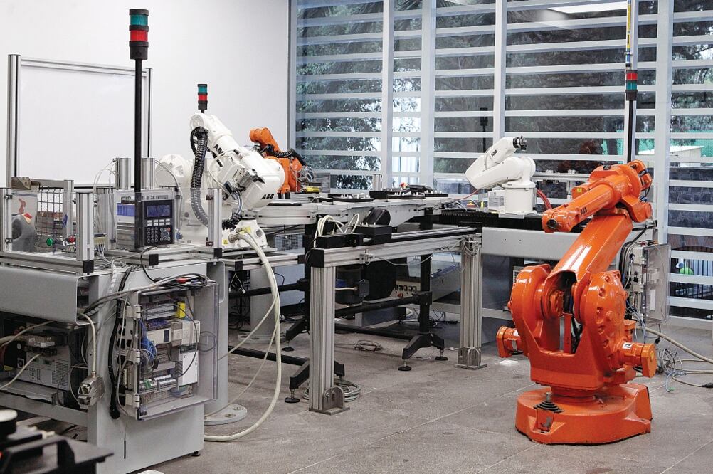 Los laboratorios que serán instalados en el nuevo inmueble de la Universidad Panamericana Campus México contarán con materiales para que los estudiantes aprendan a usar herramientas que se emplean en hospitales y plantas ensambladoras (LUCÍA GODÍNEZ)