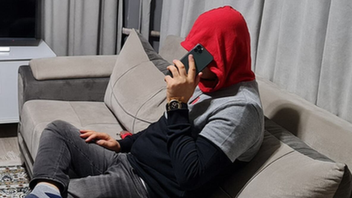 El contrabandista 'Elham Noor' obtiene hasta US$3.500 en ganancias por cada migrante que llega a Italia. Foto: Elham Noor