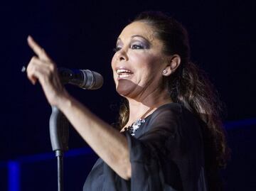 Isabel Pantoja presentará disco producido por Juan Gabriel