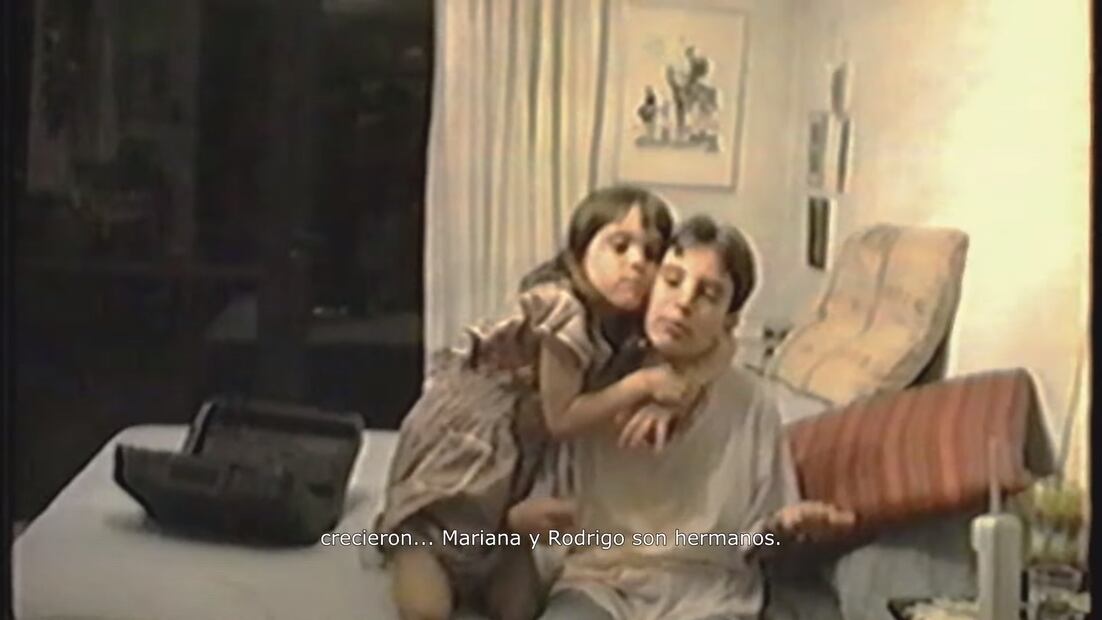 Rodrigo y Mariana, hijos de Claudia Sheinbaum. Foto: Claudia El documental