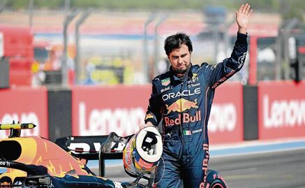 Checo Pérez no era el problema, aseguran aficionados de Red Bull tras mal debut de Liam Lawson