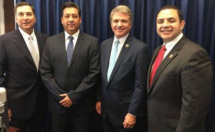 Cabeza de Vaca se reúne con funcionarios y legisladores de EU