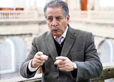 “Un político dialoga con sus adversarios, hasta del PRI”