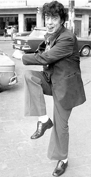 Adalberto Martínez “Resortes” hizo reír al público con sus actuaciones, sus muecas y sus bailes sin igual.
Fototeca EL UNIVERSAL.