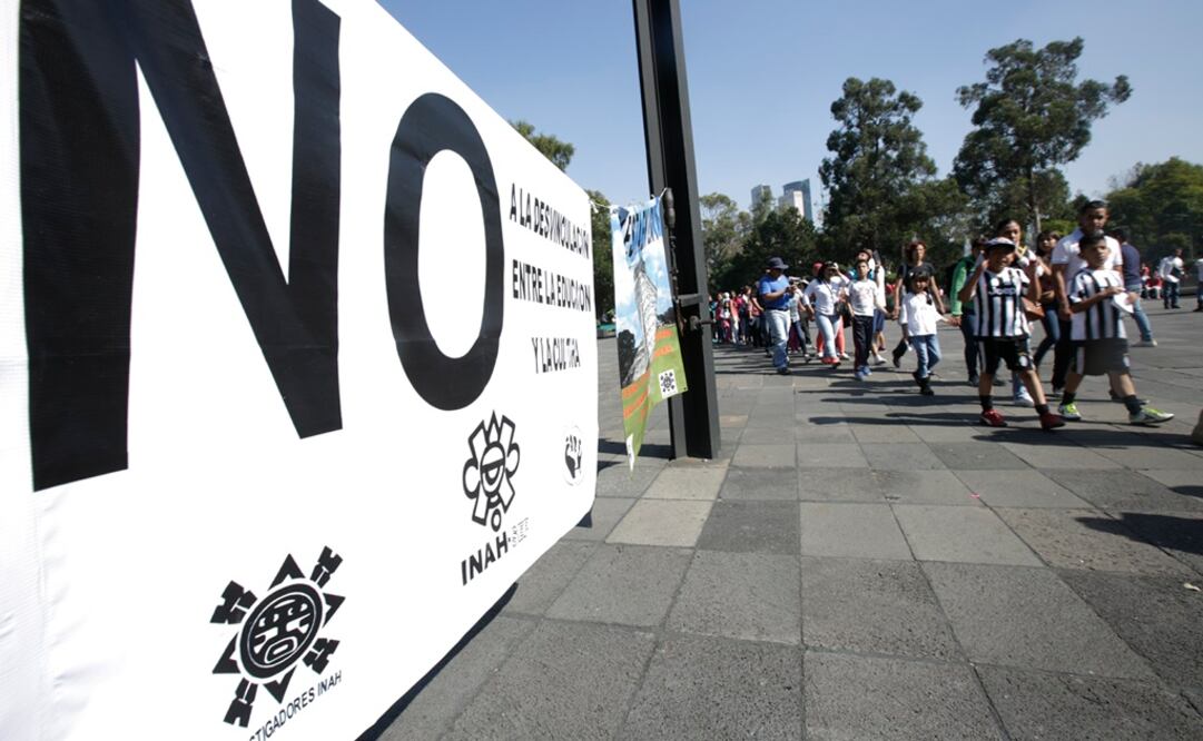 Protesta de los trabajadores del INAH. Foto: Luis Cortes/ EL UNIVERSAL
