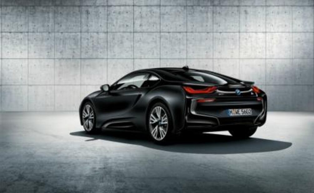 Solo 6 BMW i8 Protonic Red Edition para México