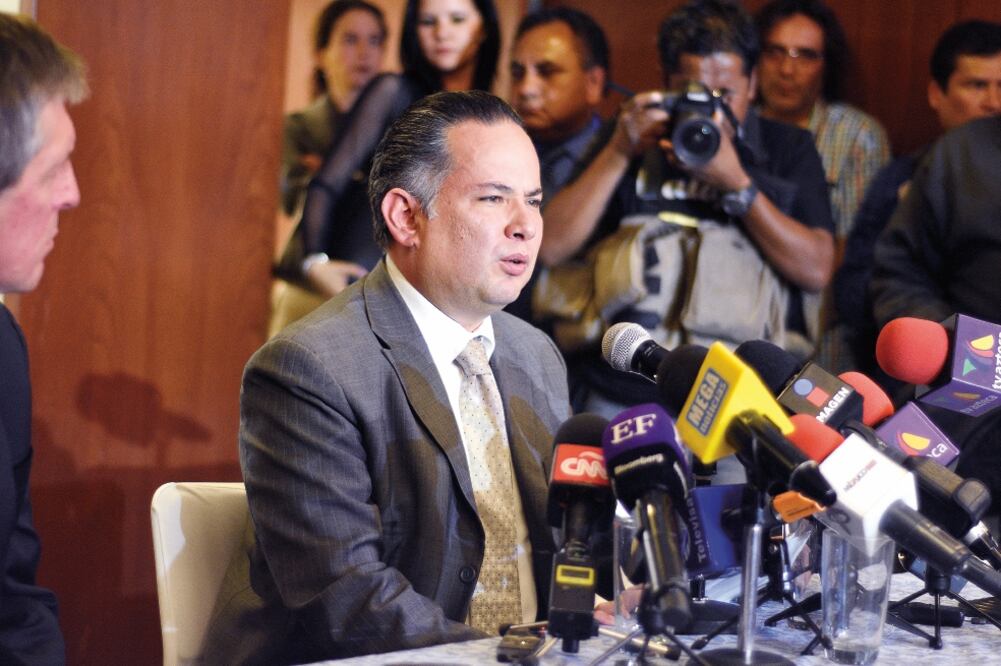 Senadores del PAN, PRD y PT reconocen que no hay muchos aspirantes para suceder a Santiago Nieto, en la fiscalía. Foto: ARCHIVO EL UNIVERSAL