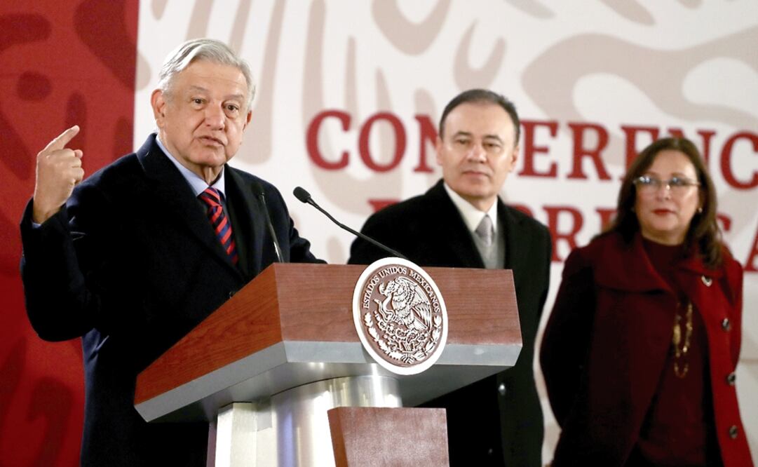 Mexico’s Federal Police has seized nearly 40,418 gallons of stolen fuel in the states of Oaxaca, Chiapas, Hidalgo, Sonora, and Morelos - Photo: Berenice Fregoso/EL UNIVERSAL