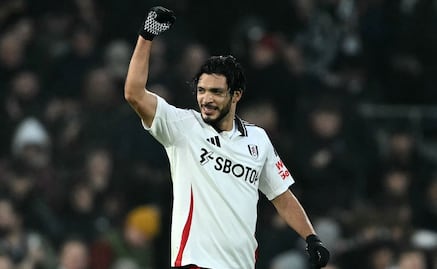 Raúl Jiménez estrena apodo en la Premier League; lo comparan con Ronaldo Nazario