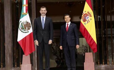 Recibe Peña Nieto a los reyes de España
