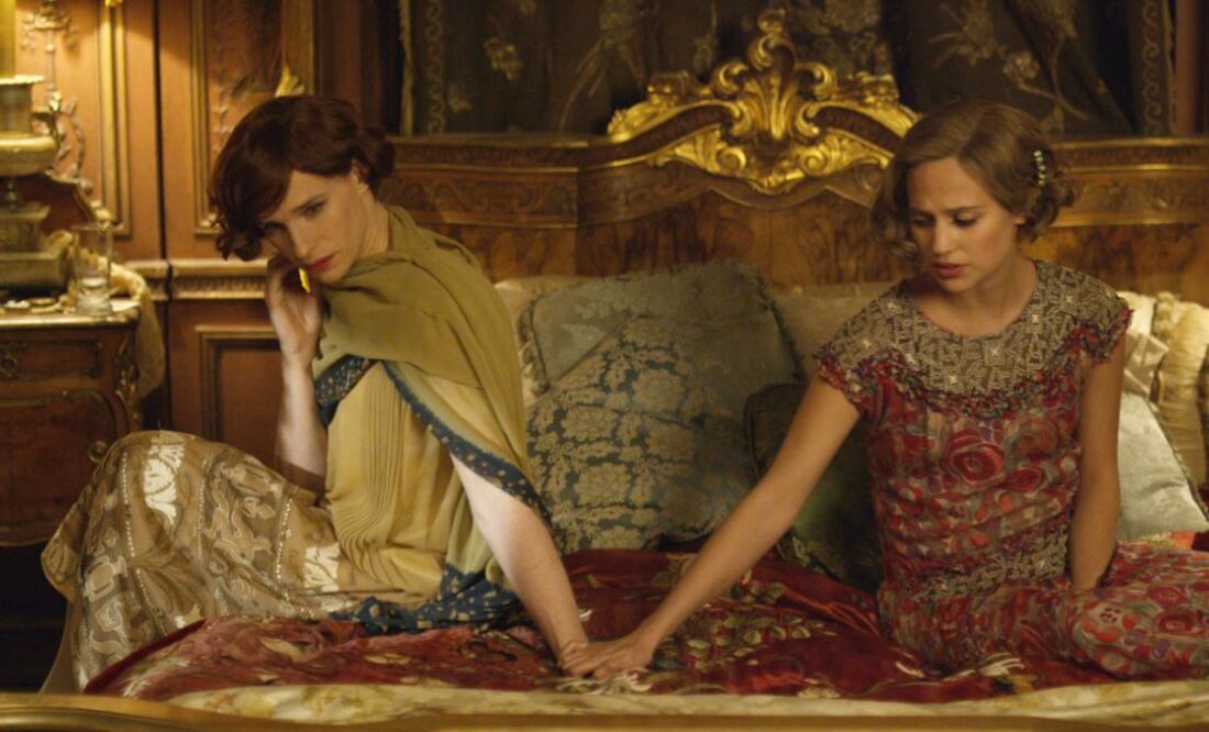 Redmayne interpreta a un pintor que decide convertirse en mujer Foto:Archivo