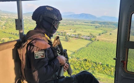 Desmantelan base criminal del CJNG en Michoacán; hallan uniformes con insignias y equipo táctico