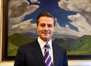 Baja en aprobación de EPN, por malos resultados: diputados de PAN y PRD