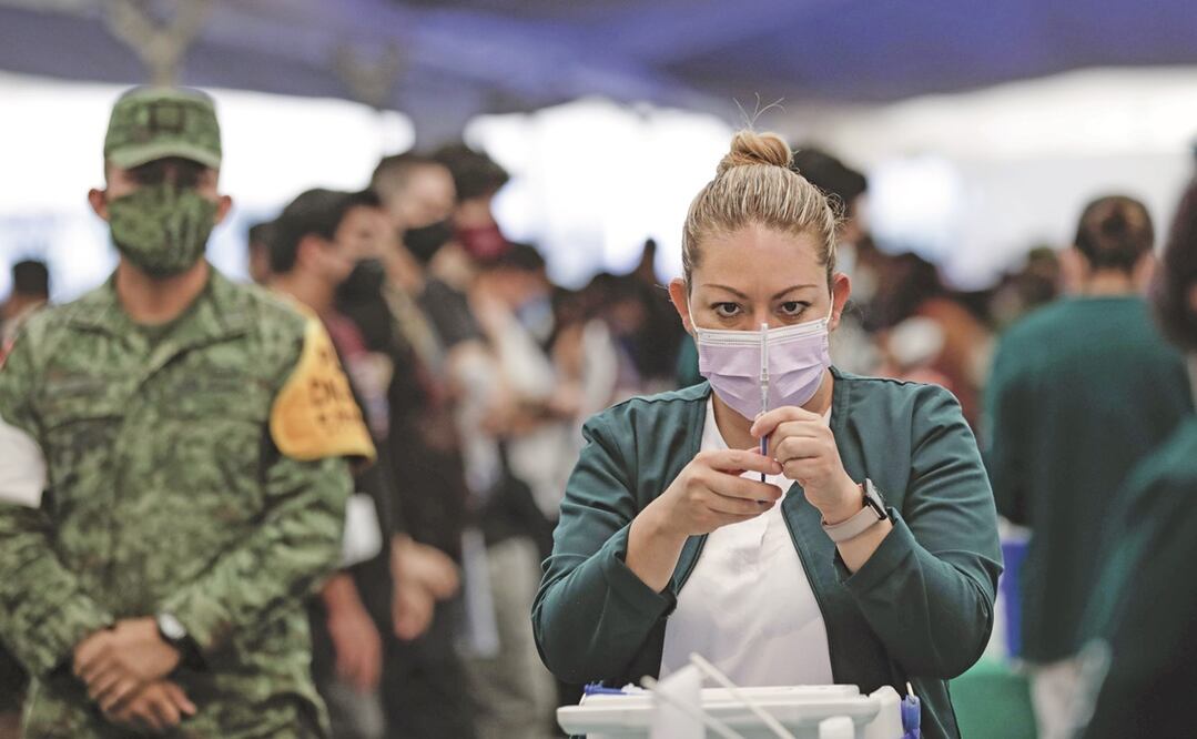 En México, 40 millones 997 mil 724 personas ya cuentan con un esquema de vacunación completo, según la Ssa. Foto: ARCHIVO EL UNIVERSAL  