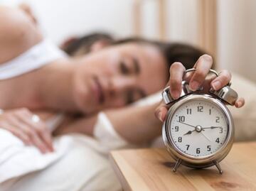 ¿Qué es lo que debes hacer primero al despertarte, según la ciencia?