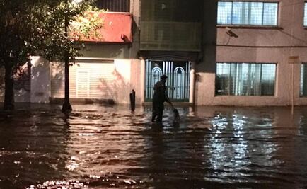 Lluvias dejan 17 puntos con inundaciones en CDMX
