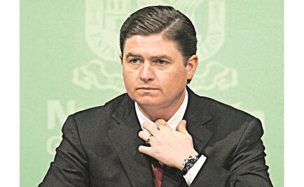 Acusa Medina persecución política en su contra