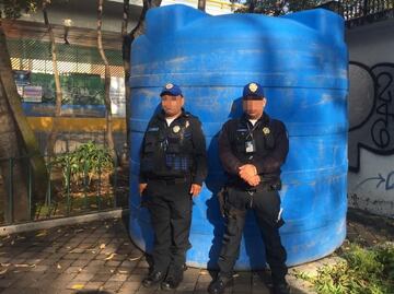 Vigilan tinaco para abastecer a Santa María la Ribera por megacorte de agua