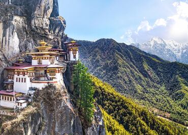 Si quieres conocer este país, su gobierno te obliga a gastar 200 dólares diarios