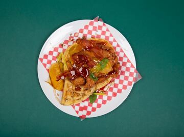 Waffles y pollo frito, el combo ganador del Super Bowl