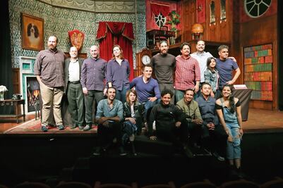 Una accidentada obra estrena entre lluvia y risas